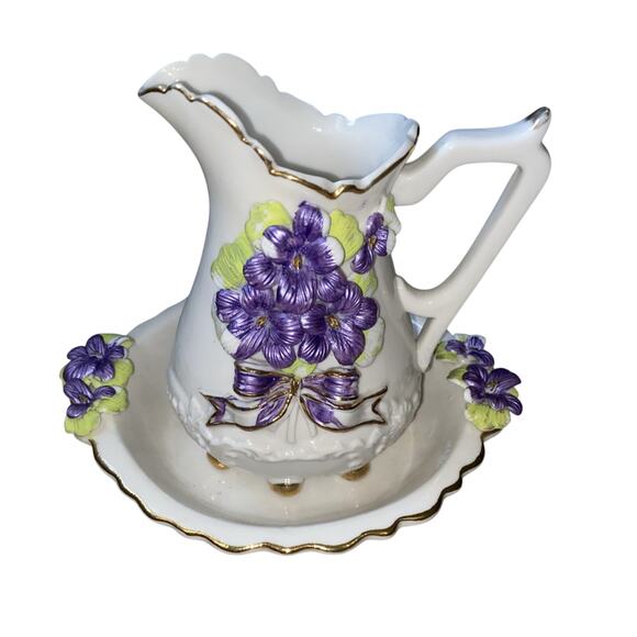 Ornate Victorian Capodimonte Style Pitcher Purple Floral 3D Design Vintage Set - Picture 1 of 12